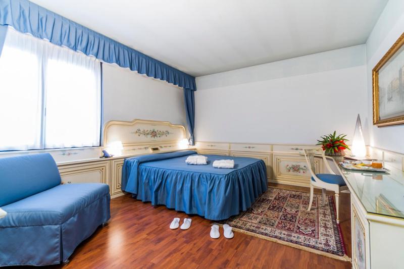 Melas Hotel ميرات المظهر الخارجي الصورة